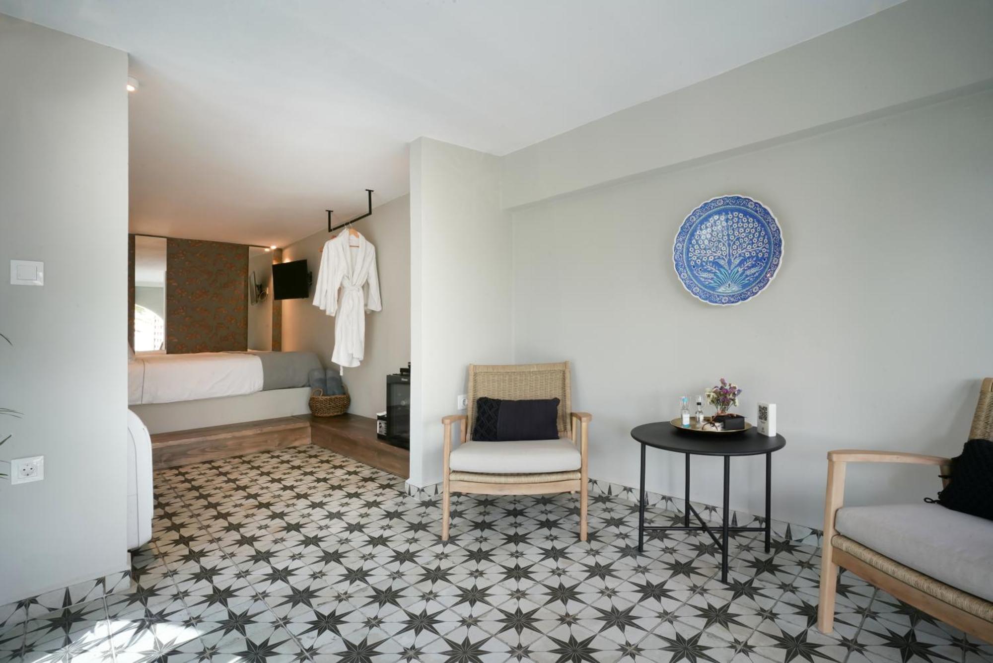 Pafsilipon Suites Ermoupoli Luaran gambar