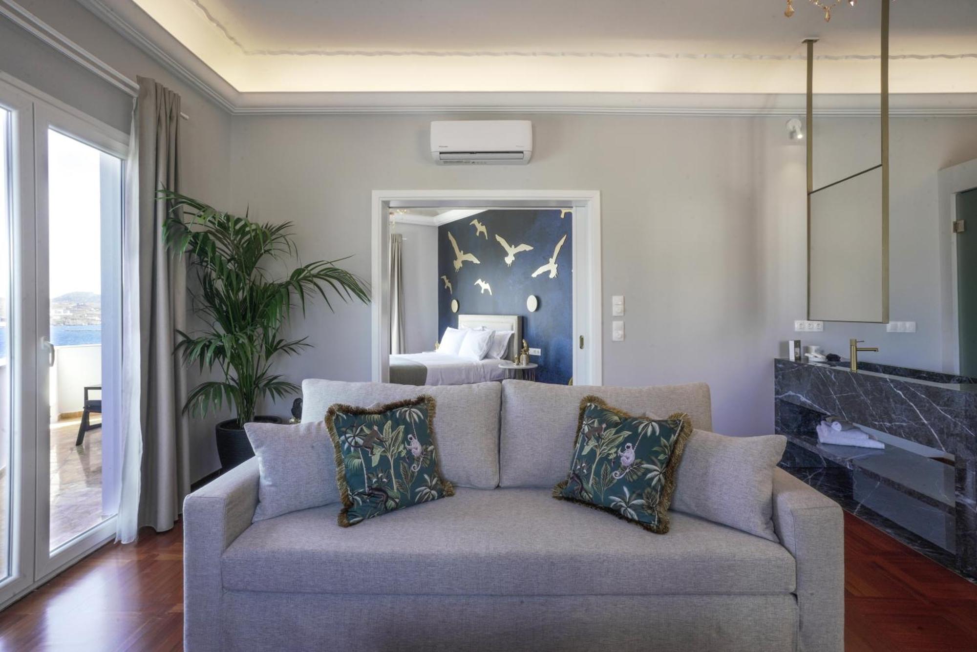 Pafsilipon Suites Ermoupoli Luaran gambar